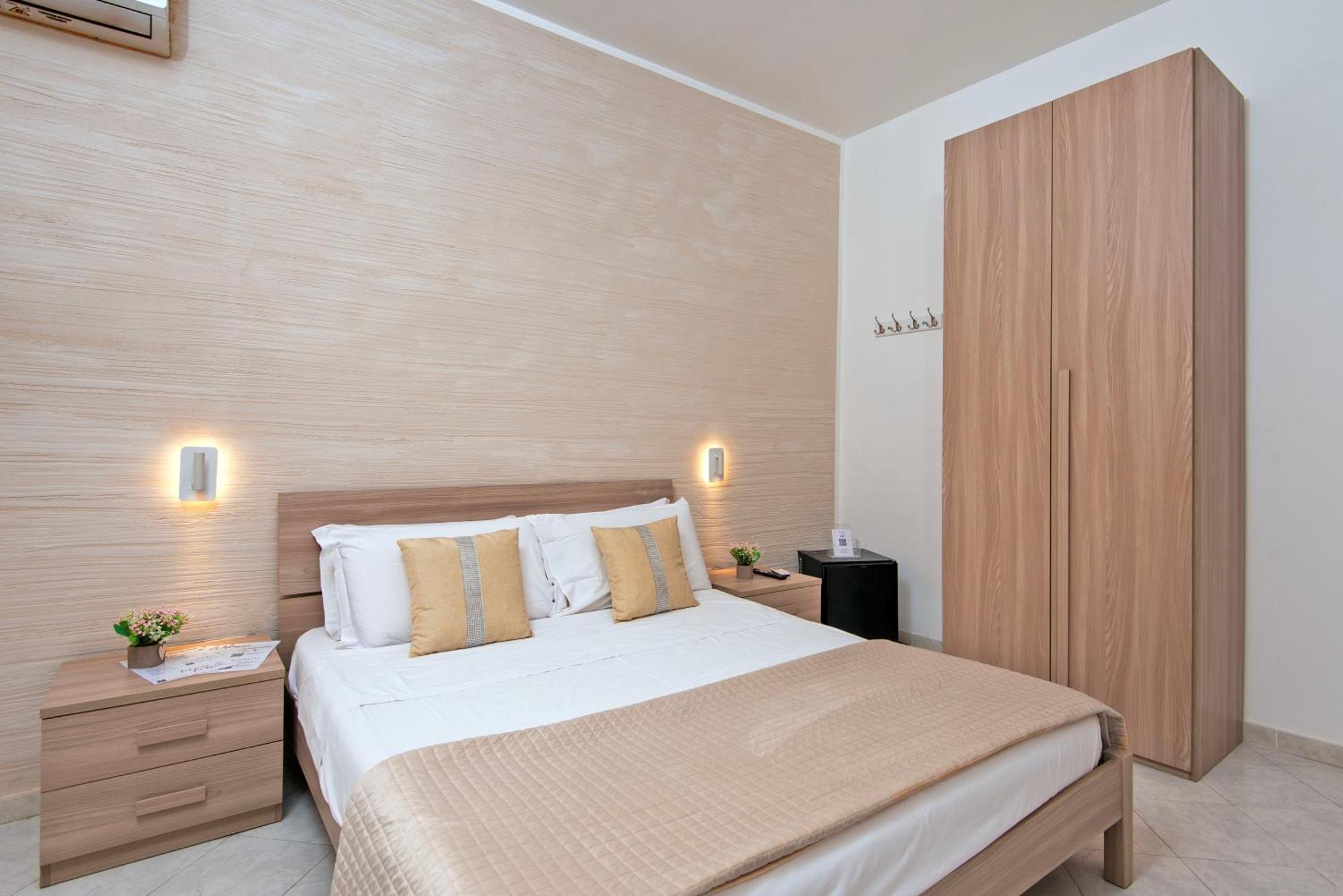 Casa Vacanze Carolina 348 Napoli Bagian luar foto